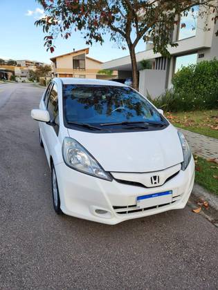 HONDA FIT 1.5 EX 16V FLEX 4P AUTOMÁTICO HONDA FIT 1.5 EX 16V FLEX 4P AUTOMÁTICO